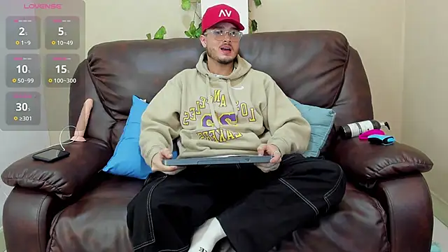 Salvattore Muller online show from March 13, 2026, 11:55 pm