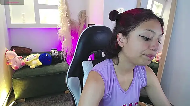 Snapshot of melodyy_as chatting on June 16, 2026, 1:36 pm melodyy as online show from June 16, 2026, 1:36 pm