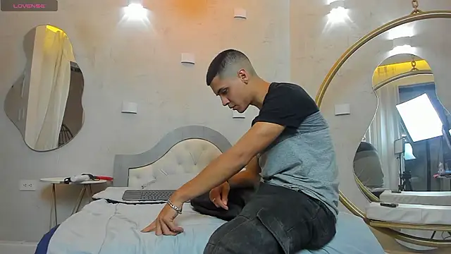 bastian and samantha online show from March 19, 2026, 5:44 am