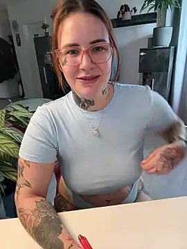 Snapshot of NyxTattoo chatting on February 13, 2026, 11:17 am NyxTattoo online show from February 13, 2026, 11:17 am