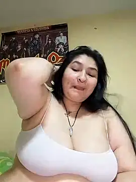 Snapshot of LauraHorny69 chatting on April 16, 2026, 9:39 pm LauraHorny69 online show from April 16, 2026, 9:39 pm