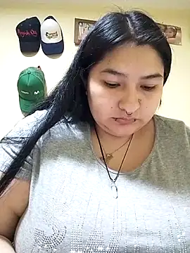 Snapshot of LauraHorny69 chatting on April 29, 2026, 8:15 pm LauraHorny69 online show from April 29, 2026, 8:15 pm