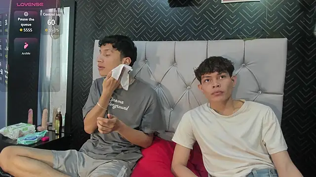 Kink Boyss online show from January 13, 2026, 9:20 pm