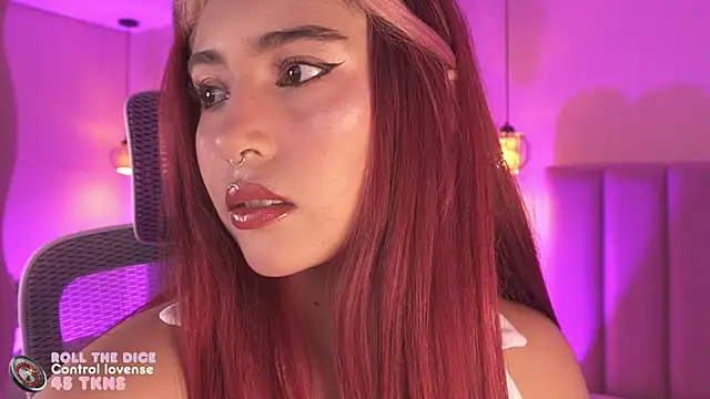 Dakota velvet  online show from April 12, 2026, 3:00 am