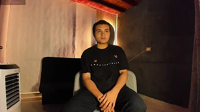 Alex NovaX1 online show from January 14, 2026, 1:39 pm