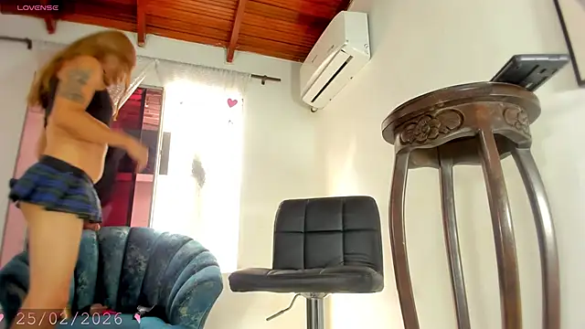 Snapshot of dulce_y_Jhoselin chatting on February 25, 2026, 8:29 pm dulce y Jhoselin online show from February 25, 2026, 8:29 pm