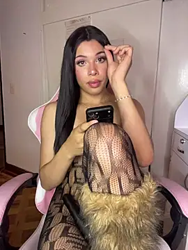 DollCamila online show from April 19, 2026, 6:10 pm