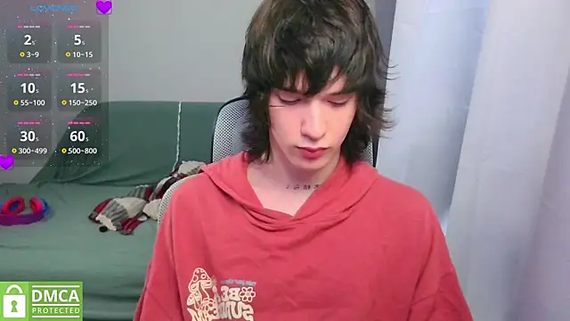 LeonBoykisser online show from July 17, 2026, 9:27 am