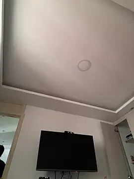 ToreT010 online show from January 14, 2026, 8:25 pm