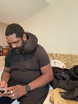 KOdaLion online show from April 17, 2026, 2:36 am