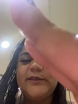 Snapshot of MorenaCariok chatting on May 4, 2026, 9:16 am MorenaCariok online show from May 4, 2026, 9:16 am
