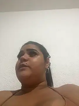 Snapshot of MorenaCariok chatting on May 16, 2026, 11:57 pm MorenaCariok online show from May 16, 2026, 11:57 pm