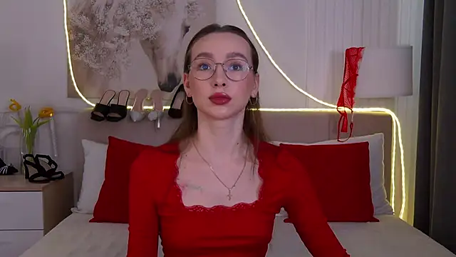 Emily Simon online show from March 16, 2026, 4:29 am