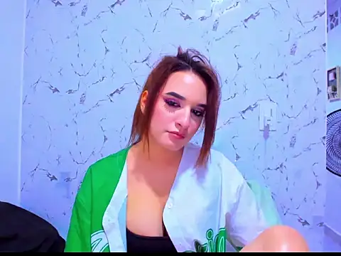 zelena00 online show from January 19, 2026, 4:38 am