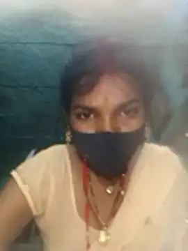 priyasharma899 online show from February 15, 2026, 8:02 am