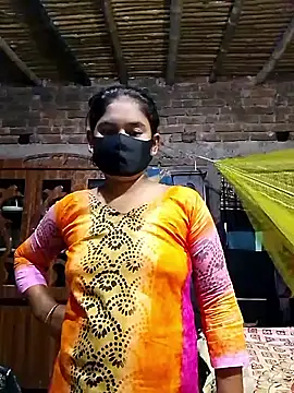 Hot Sweeti online show from April 2, 2026, 10:40 pm