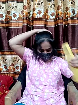 Red-Bird2 online show from February 19, 2026, 2:51 am