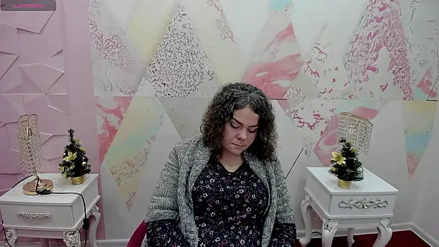 Juli fire44 online show from January 14, 2026, 12:00 pm