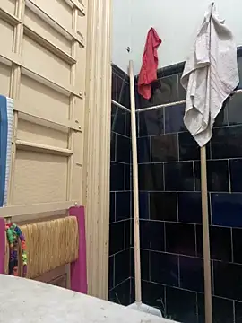 anita1825 online show from March 9, 2026, 1:26 pm