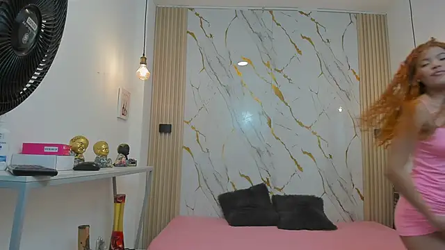 Zoey Taylor07 online show from April 6, 2026, 12:39 pm