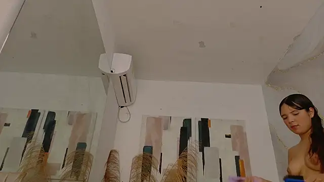 sofia laverde online show from April 20, 2026, 6:31 pm