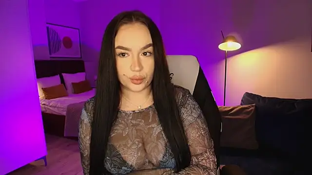 tinafox  online show from February 24, 2026, 8:12 am