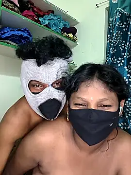 Snapshot of hotcopuleandsweet chatting on July 17, 2026, 4:56 pm hotcopuleandsweet online show from July 17, 2026, 4:56 pm