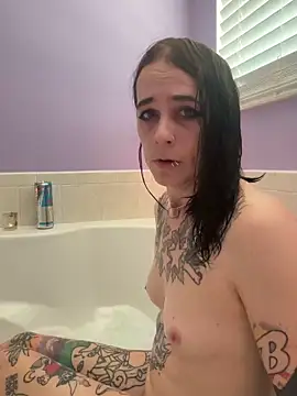 KylaRaven online show from March 12, 2026, 5:41 pm