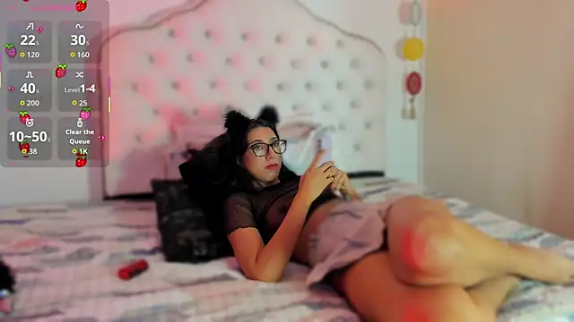 SusannaDoll online show from March 4, 2026, 1:39 pm