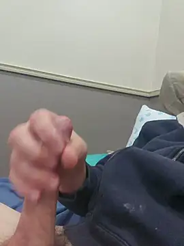 heeeman2 online show from January 18, 2026, 10:35 pm