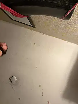 Raven  5 online show from April 21, 2026, 3:57 am