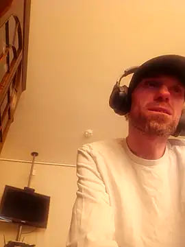 BlnAktivGay online show from April 3, 2026, 2:48 pm