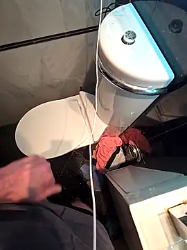 BlnAktivGay online show from April 30, 2026, 7:25 am