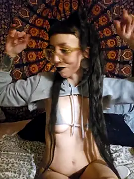 xxEMMxxx online show from February 5, 2026, 6:18 am