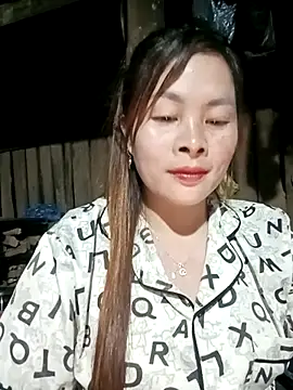 Bling sexy online show from February 18, 2026, 1:29 pm