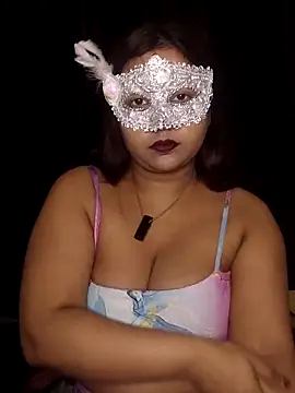 Snapshot of Haseen-beauty chatting on February 10, 2026, 7:51 pm Haseen-beauty online show from February 10, 2026, 7:51 pm