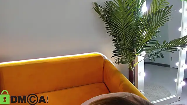 Celine Coello online show from February 13, 2026, 3:57 am