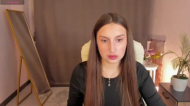 Snapshot of Celine_Coello chatting on May 1, 2026, 12:21 pm Celine Coello online show from May 1, 2026, 12:21 pm