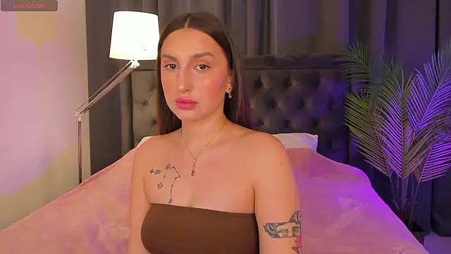 Snapshot of Celine_Coello chatting on May 9, 2026, 12:10 pm Celine Coello online show from May 9, 2026, 12:10 pm