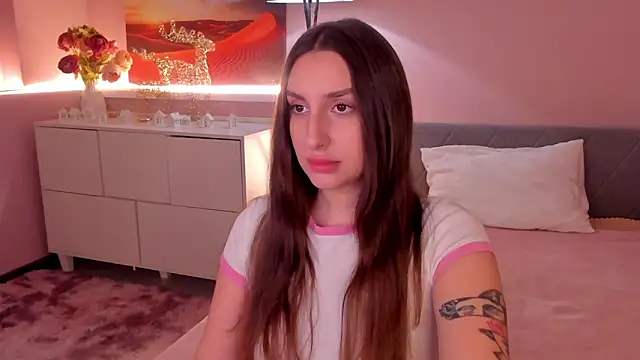 Snapshot of Celine_Coello chatting on June 1, 2026, 8:32 pm Celine Coello online show from June 1, 2026, 8:32 pm