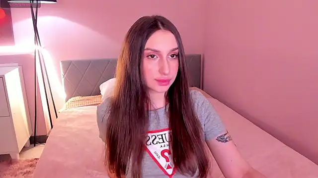Snapshot of Celine_Coello chatting on June 4, 2026, 8:15 pm Celine Coello online show from June 4, 2026, 8:15 pm