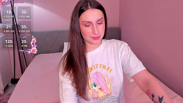 Snapshot of Celine_Coello chatting on June 8, 2026, 8:20 pm Celine Coello online show from June 8, 2026, 8:20 pm