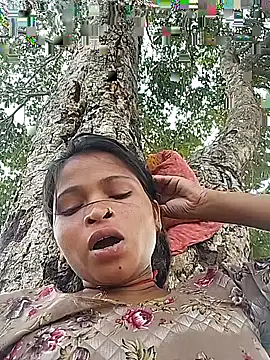 Snapshot of Jyoti_rathor chatting on July 18, 2026, 3:22 am Jyoti rathor online show from July 18, 2026, 3:22 am
