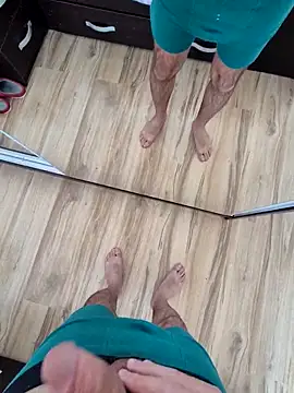 vali23 online show from March 4, 2026, 11:38 am