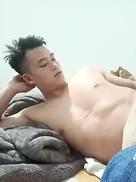 Snapshot of Maycute18 chatting on March 8, 2026, 12:42 pm Maycute18 online show from March 8, 2026, 12:42 pm