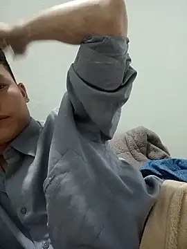 Snapshot of Maycute18 chatting on March 13, 2026, 1:40 pm Maycute18 online show from March 13, 2026, 1:40 pm