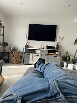 ju33100 online show from January 15, 2026, 11:26 am