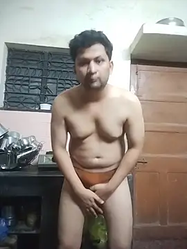 Pravin9562 online show from April 18, 2026, 7:40 pm