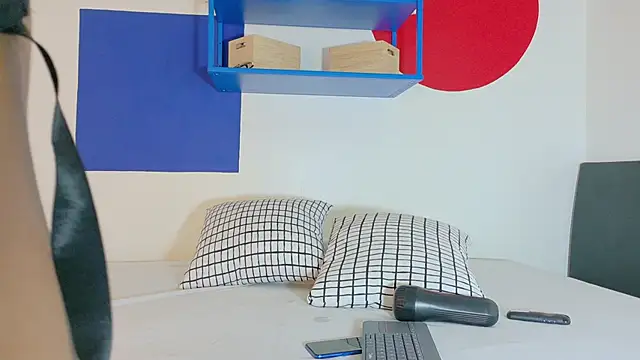 AndrewKenoxx  online show from March 21, 2026, 7:39 pm