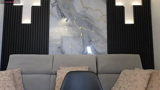 kimberlyvg online show from January 15, 2026, 2:32 pm